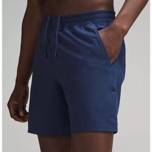 Lululemon Men’s Pacebreaker Linerless Short, 7”, size L, Navy Blue
